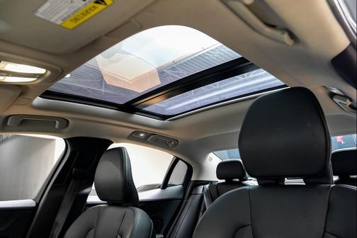 2024 Volvo S60 B5 Core Dark Theme