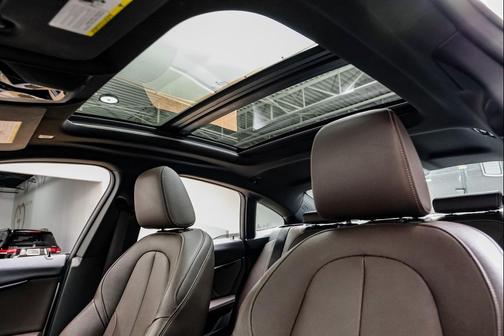 2022 BMW 228 Gran Coupe i xDrive