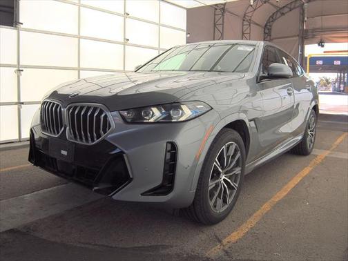2025 BMW X6 xDrive40i
