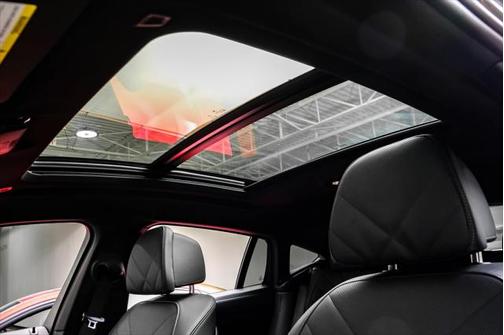 2025 BMW X6 xDrive40i