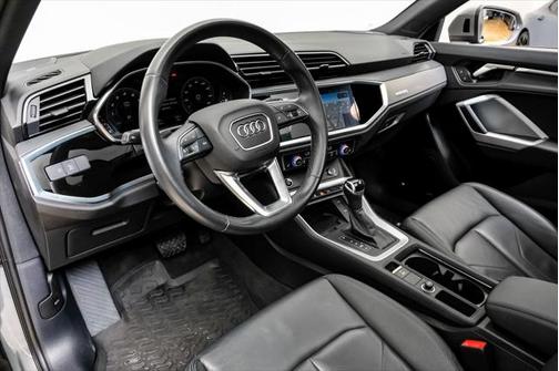2023 Audi Q3 45 S line Premium Plus