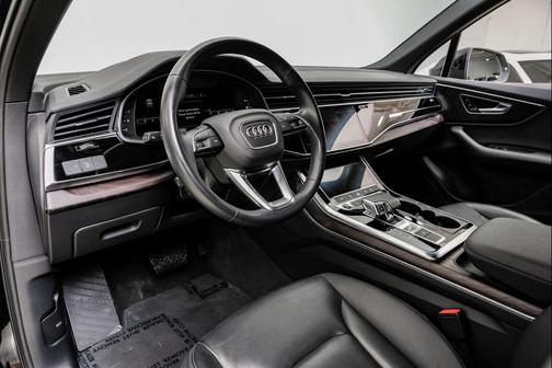 2022 Audi Q7 55 Premium