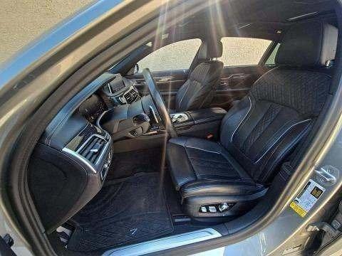 2022 BMW 740 i