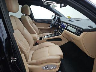 2022 Porsche Macan Base