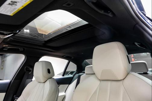 2024 BMW 530 i