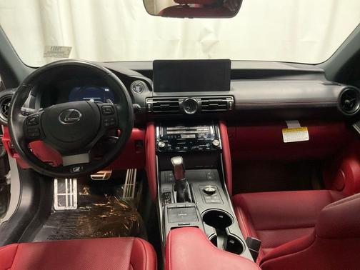 incognito 2025 Lexus IS 350 Base