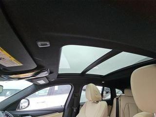 2025 BMW X4 xDrive30i