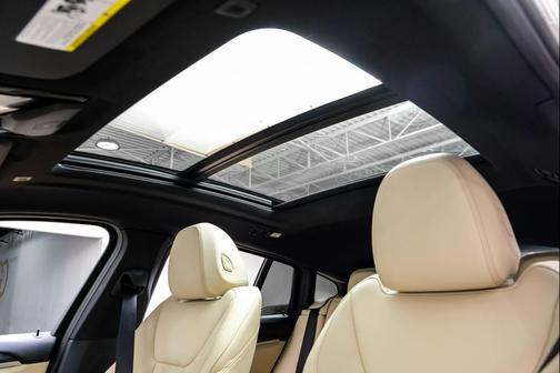 2025 BMW X4 xDrive30i