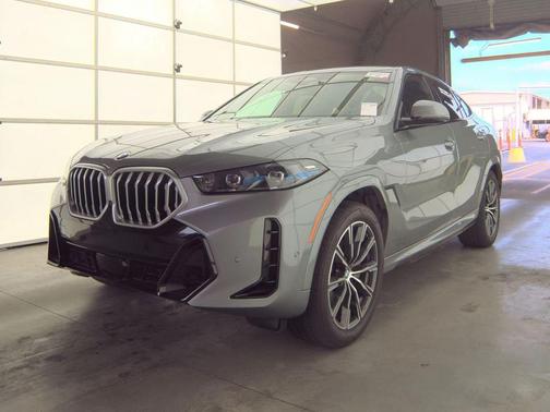2025 BMW X6 xDrive40i