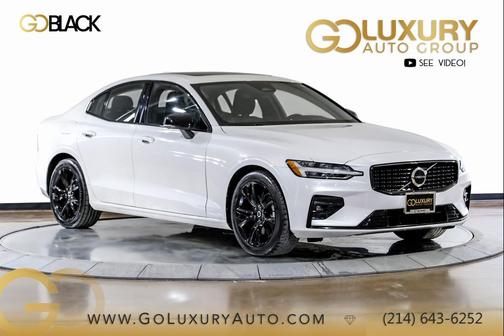2024 Volvo S60 B5 Core Dark Theme