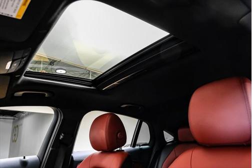 2022 Mercedes-Benz GLC 300 4MATIC Coupe