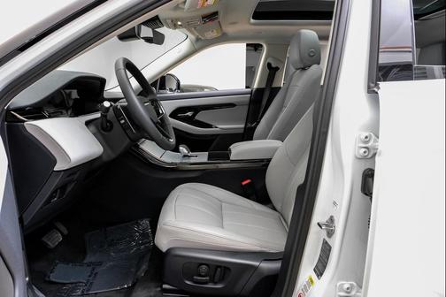 2025 Land Rover Range Rover Evoque Core S