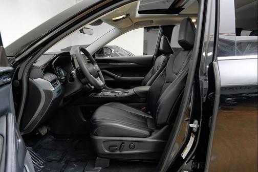 2023 INFINITI QX60 Pure