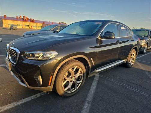 2024 BMW X4 xDrive30i