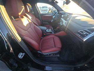 2025 BMW X4 xDrive30i