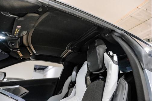 2024 Chevrolet Corvette Stingray w/2LT