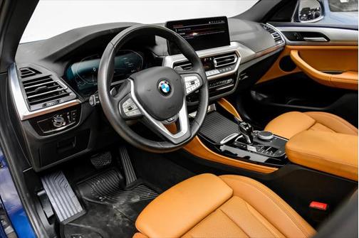 2023 BMW X4 xDrive30i