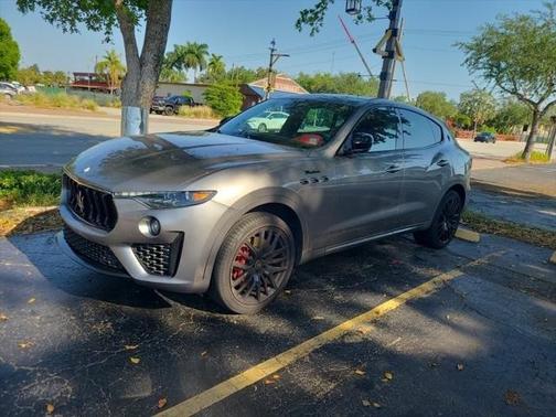 2022 Maserati Levante Modena