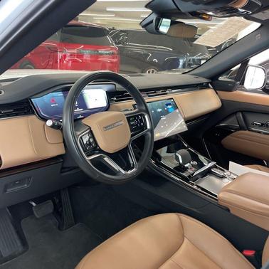 2024 Land Rover Range Rover Sport SE