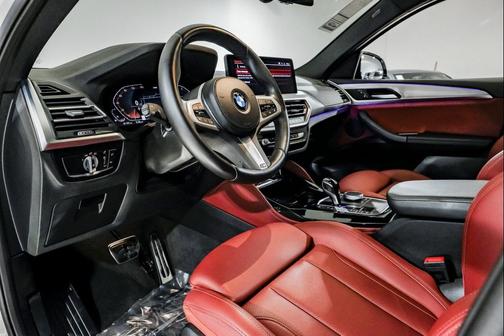2024 BMW X4 xDrive30i