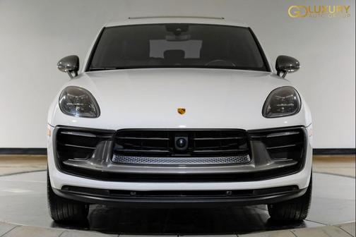 White 2023 Porsche Macan Macan T
