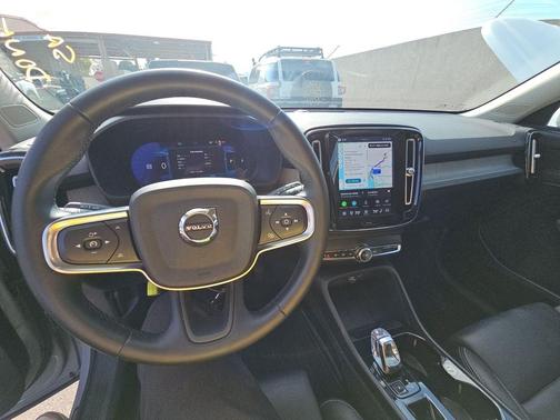 Onyx Black Metallic 2025 Volvo XC40 B5 Plus Bright Theme