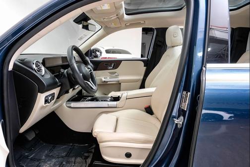 2023 Mercedes-Benz GLB 250 Base