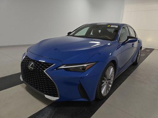 2023 Lexus IS 300 Base