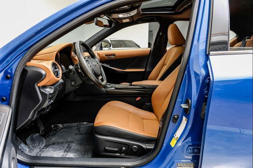 2023 Lexus IS 300 Base