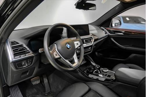 2024 BMW X4 xDrive30i