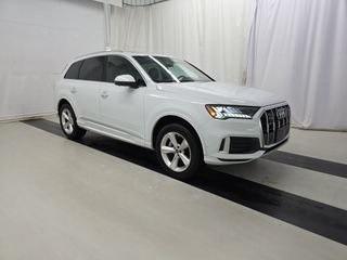 2024 Audi Q7 45 Premium Plus