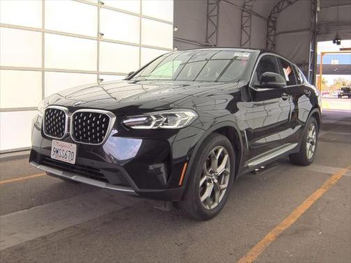2024 BMW X4 xDrive30i