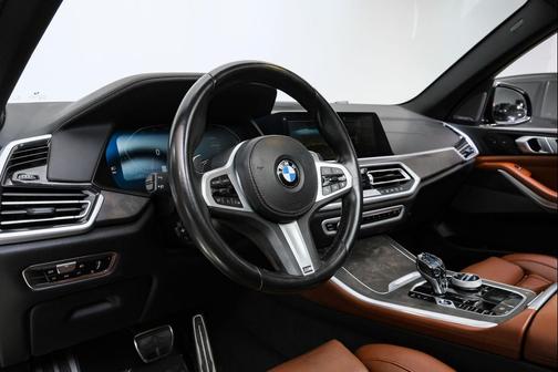 Black Sapphire Metallic 2023 BMW X5 sDrive40i