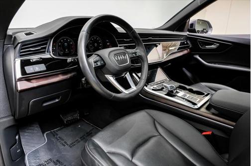 2021 Audi Q8 55 Premium Plus
