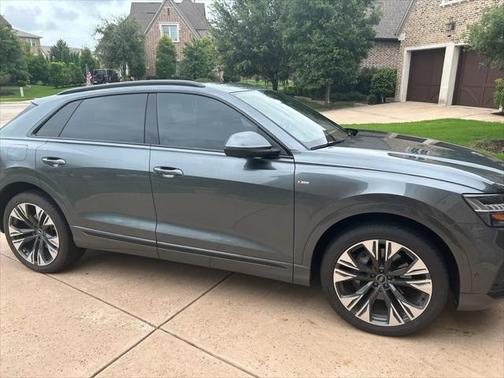 2021 Audi Q8 55 Premium Plus