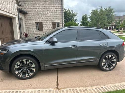 2021 Audi Q8 55 Premium Plus