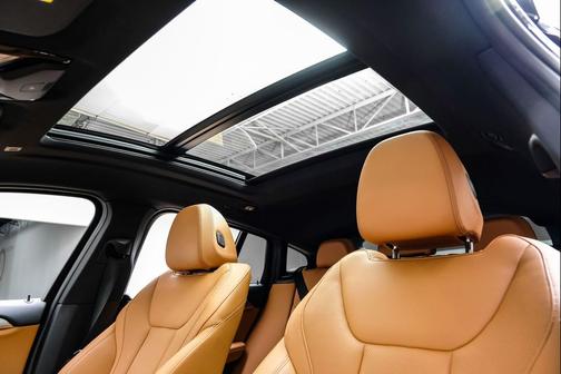 2025 BMW X4 xDrive30i