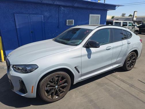 2023 BMW X4 M40i