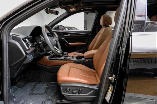 2023 Audi Q5 45 S line Premium Plus