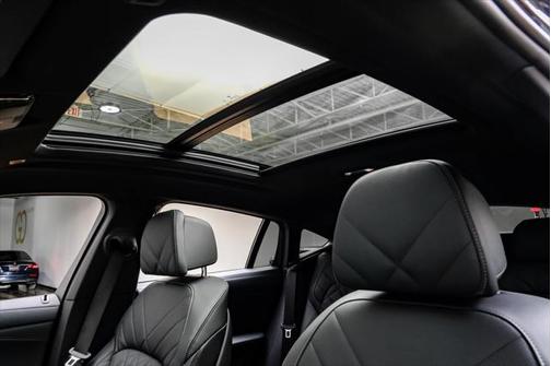 2025 BMW X6 xDrive40i