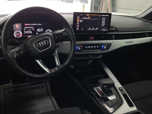 2023 Audi A4 45 S line Premium Plus