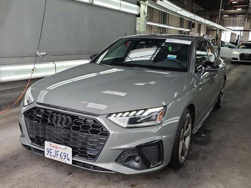 2023 Audi A4 45 S line Premium Plus