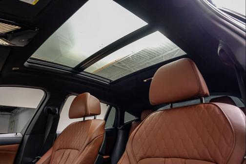 Black Sapphire Metallic 2023 BMW X6 xDrive40i