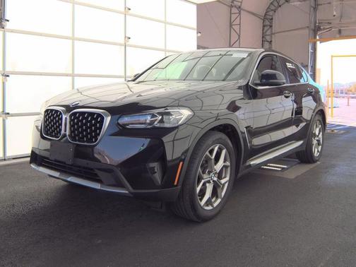 2024 BMW X4 xDrive30i