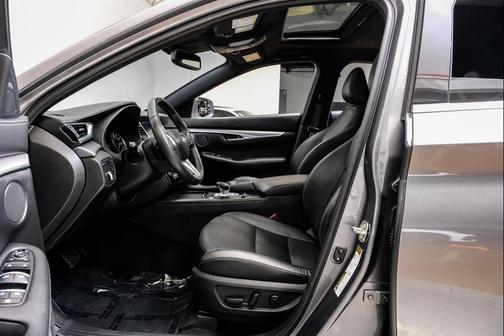 2023 INFINITI QX55 LUXE