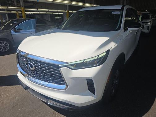 Glacier White 2025 INFINITI QX60 Pure