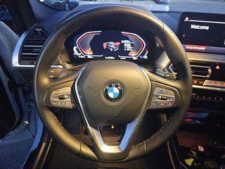 2025 BMW X4 xDrive30i