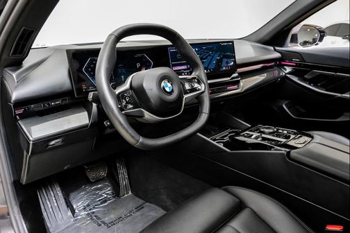 2025 BMW 530 530i