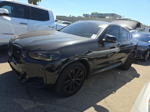Black Sapphire Metallic 2024 BMW X4 M40i
