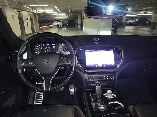 2022 Maserati Ghibli Modena